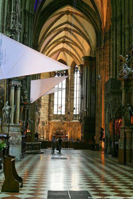 Stephansdom rechten Spanne - Wien - Österreich