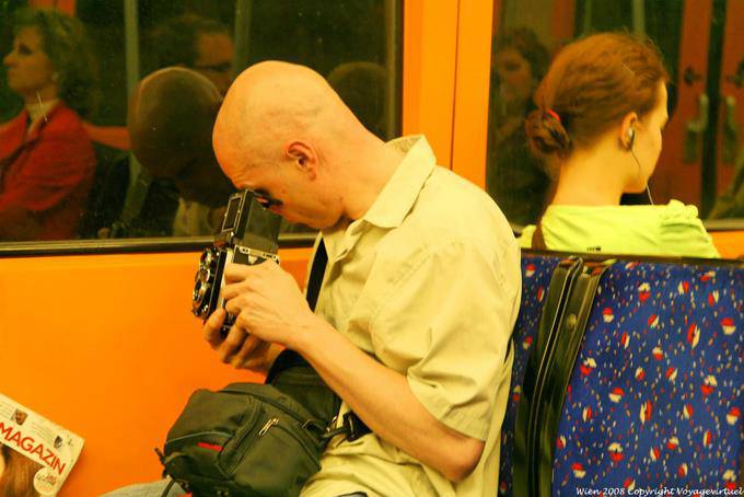 Ubahn, der Fotograf an der U-Bahn - Wien - Österreich