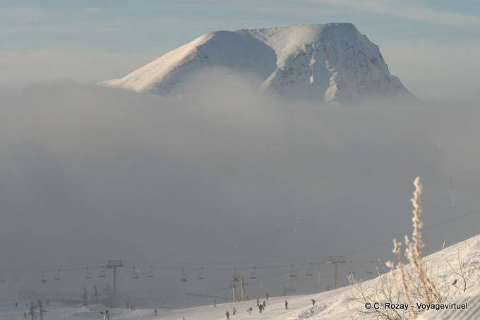 Kopf aus den Wolken, Avoriaz - Alpen, Frankreich