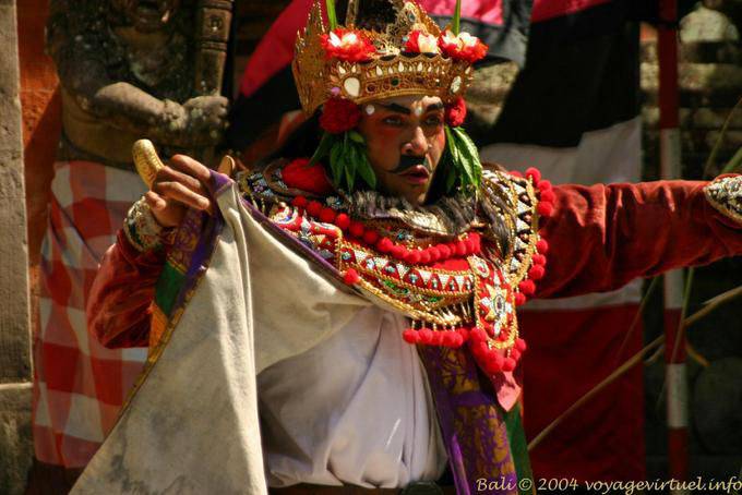 Kriss tanzen Bali - Bali