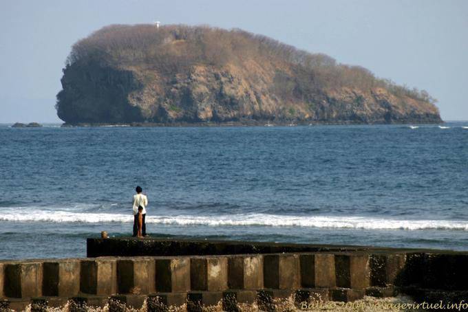 The Rock Bay Candidasa - Bali
