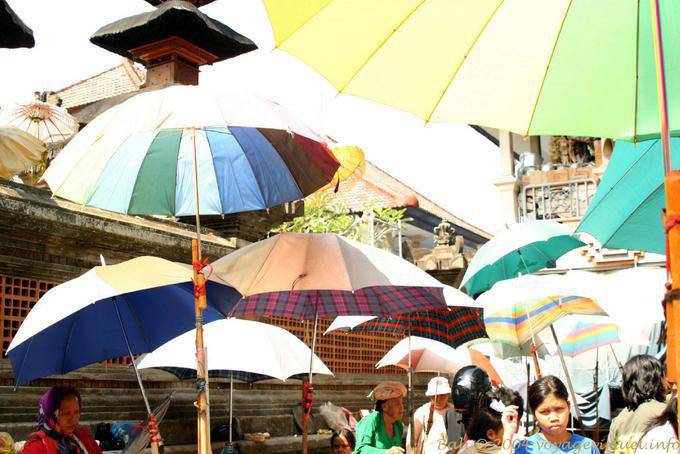 Gianyar, Marktschirme - Bali