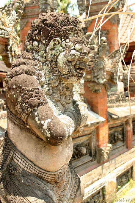 Abbildung monströsen Gott, Kengetan Temple - Bali