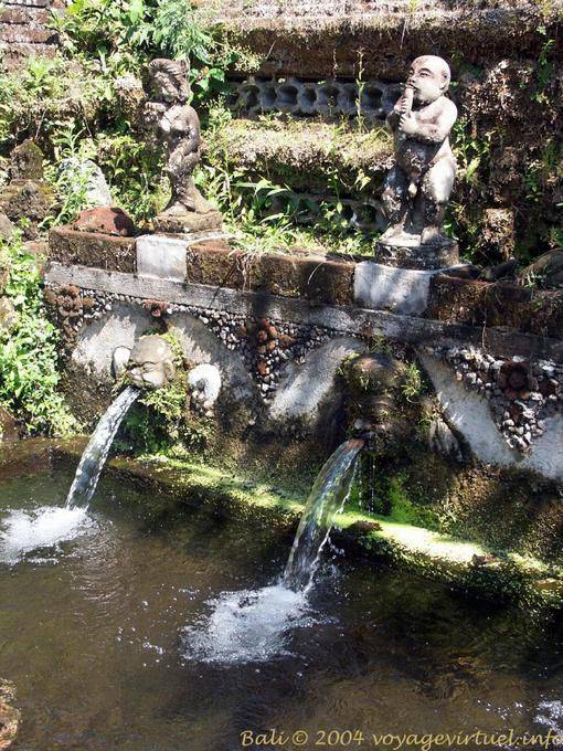 Brunnen, Gunung Kawi - Bali