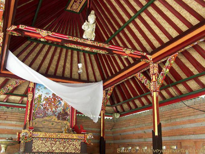 Pura Gunung Kawi und Tempel in der Decke - Bali
