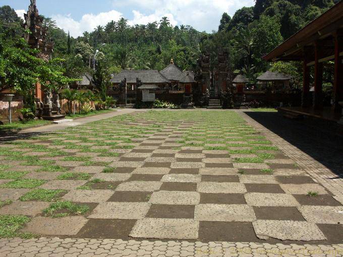 Gericht karierten Tirta Empul - Bali