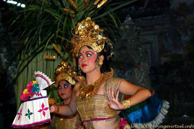 Augenbewegung, Barong Tanz - Bali