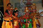 Amazonen, Bogenschießen, Tanz Ramayana Nusa Dua, Bali.
