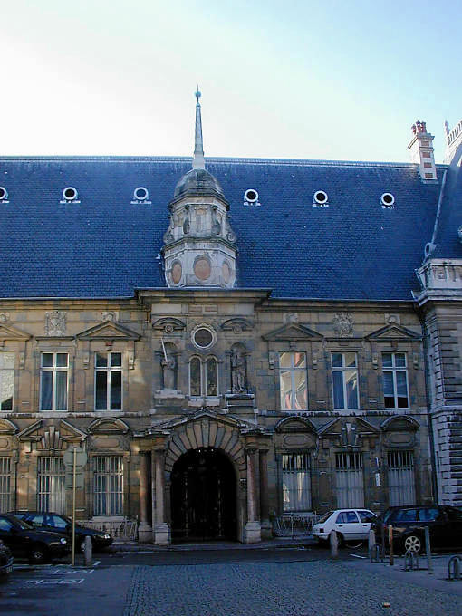 Besançon, Fassade der Justizpalast - Frankreich
