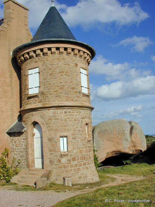 Tour de Castel Ploumanach, Bretagne - Frankreich