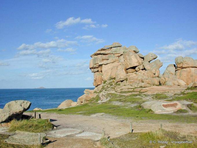 Rosa Granit Schildkröte-förmigen, Trail Douaniers Perros Guirec, Bretagne - Frankreich