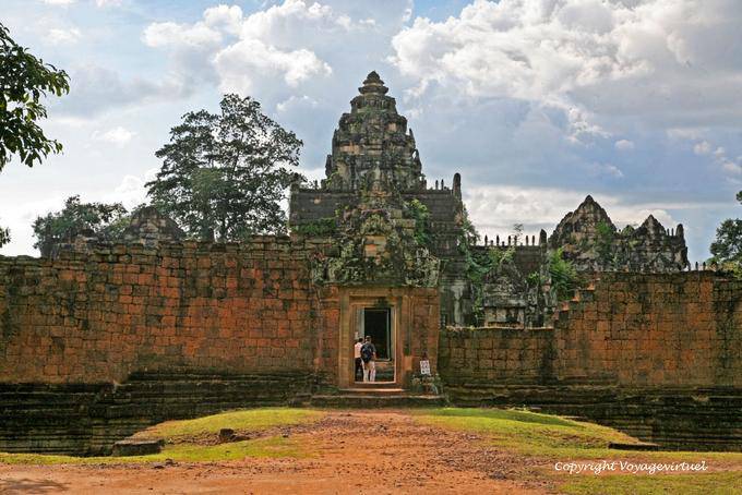 Eingang zum Heiligtum, Banteay Samre, Angkor, Kambodscha
