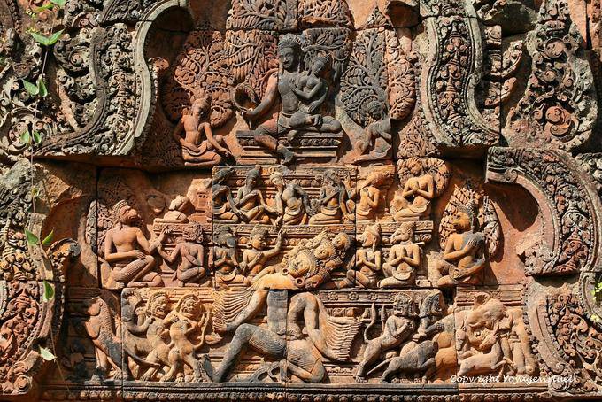 Ffinesse ein Giebelskulpturen, Banteay Srei, Angkor, Kambodscha