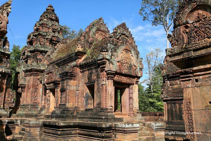 Das zentrale Heiligtum von hinten, Banteay Srei gesehen, Angkor, Kambodscha
