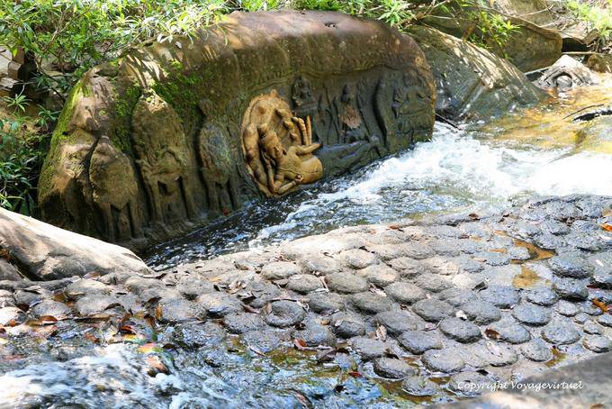 Kbal Spean, Vielfältige linga, das Symbol von Shiva, Angkor, Kambodscha