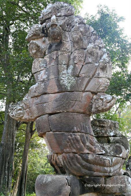 Naga Schlange den Kopf, Siegestor, Angkor, Kambodscha