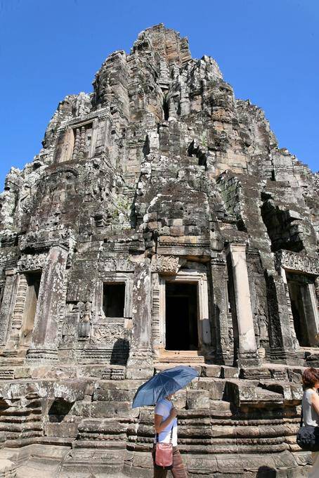 Hauptturm mit einer Höhe von 43m, Bayon, Angkor Thom, Angkor, Kambodscha