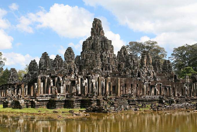 Gesamtansicht des himmlischen Palast des Gottes Indra, Bayon, Angkor Thom, Angkor, Kambodscha
