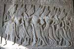 Parade der Apsaras mit Knöchelglocken, Flachrelief, Angkor Wat, Kambodscha.