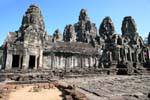 Fassade und Nord Galerien Bayon Angkor Thom, Kambodscha.