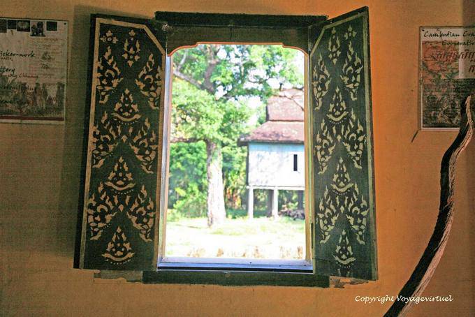 Malerei auf Holz Fensterläden Pagoda Roka Kandal Kracheh (Kratie) - Kambodscha