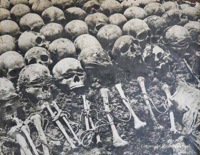 Schädel mit verbundenen Augen, Tuol Sleng, Phnom Penh - Kambodscha