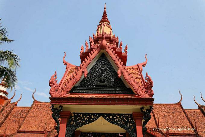 Ornamentik Arbeit der kambodschanischen Künstler, National Museum, Phnom Penh - Kambodscha