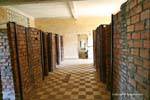 Zellen von einem Klassenzimmer in der ersten Etage, Tuol Sleng, Phnom Penh, Kambodscha.