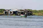 Mikrowelle schwimmendes Dorf auf dem Tonle Sap See, Kambodscha.