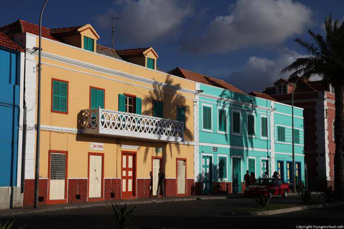 Schatten auf São Vicente, Avenida Republica, Mindelo - Kap Verde