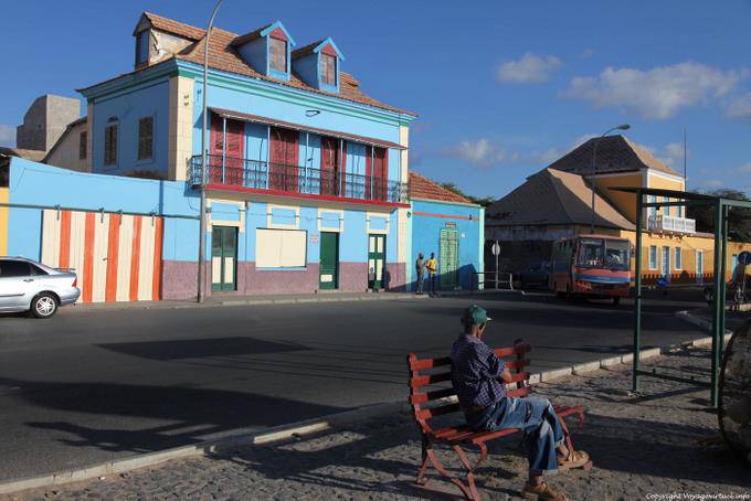 Auf der Bank, São Vicente, Avenida Republica, Mindelo - Kap Verde