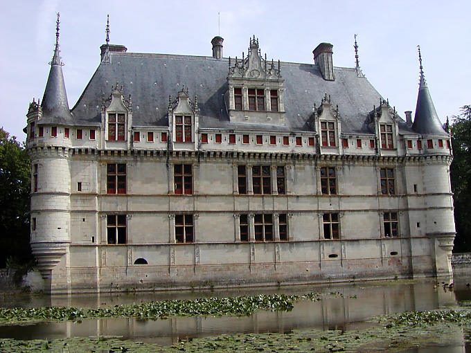 Oberhalb der Wasserlilien, Schloss Azay-le-Rideau, Frankreich.
