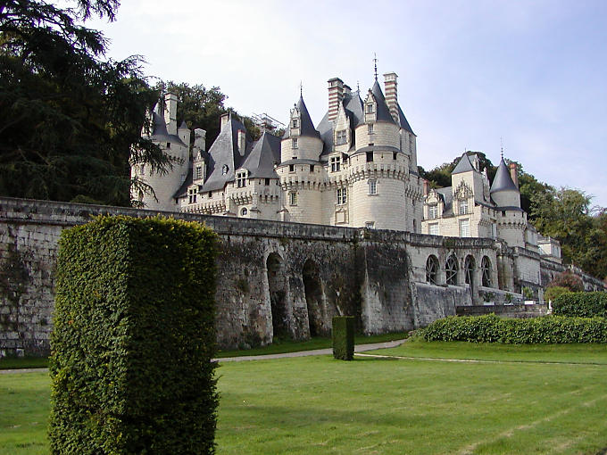 Terrassenförmig angelegten Gärten von Le Nôtre Schloss Ussé, Frankreich.
