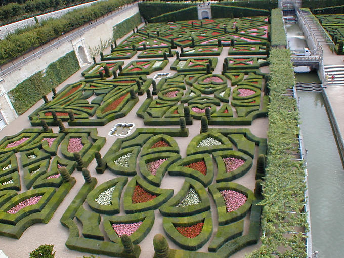 Leidenschaftliche Liebe, unbeständige, zart und tragischen Figuren der Garten Villandry, Frankreich.