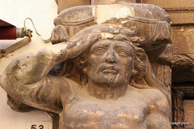 Fréjus, Detail der Tür Atalantes, Provence, Frankreich