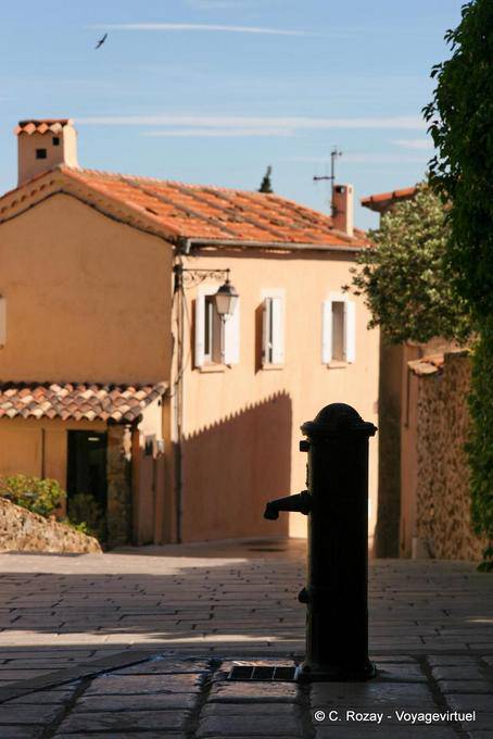 Gassin, Hand Brunnen, Provence, Frankreich