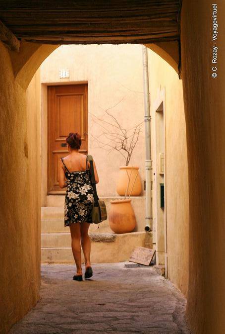 Ramatuelle, Carole vor elf in Richtung des Lebensmittel Charlotte, Provence, Frankreich