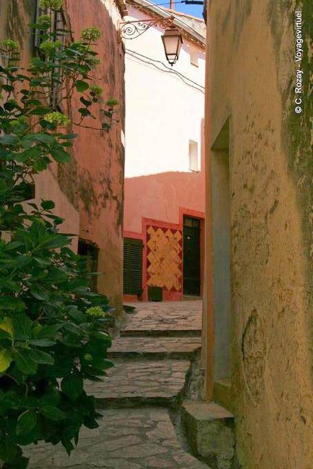 Ramatuelle, steile terrassenartigen Straße, Provence, Frankreich