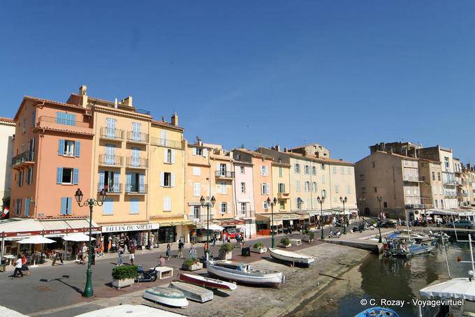 Saint-Tropez, mit Blick auf den Kai Jean Jaures, Provence, Frankreich