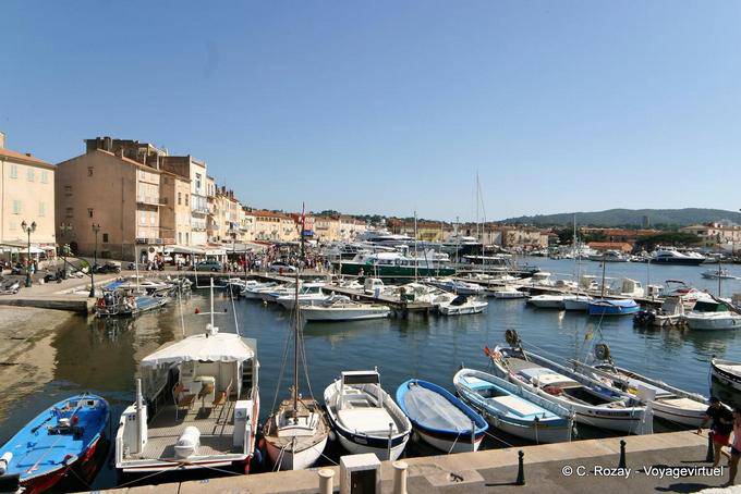 Saint-Tropez, Blick von der Seebrücke Jean Awake, Provence, Frankreich