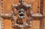 Frejus, close-up auf Tür der Kathedrale, Frankreich.