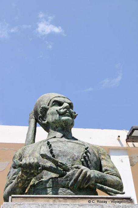 Paleochora, Büste einer stolzen Kreter - Kreta, Griechenland