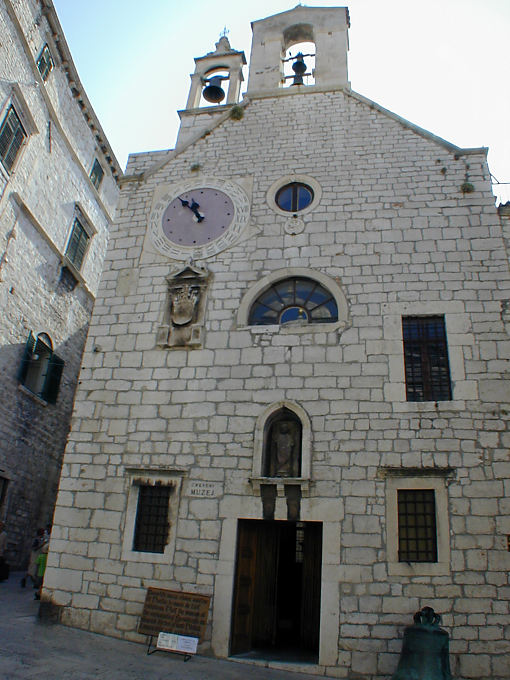 24-Stunden-Uhr, St. Barbara (Sv Barbara) Sibenik, Kroatien
