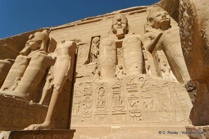 Der große Tempel (hémispéos), Abu Simbel - Aegypten