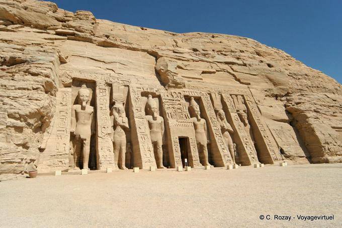 Kleine Tempelfassade, Abu Simbel - Aegypten
