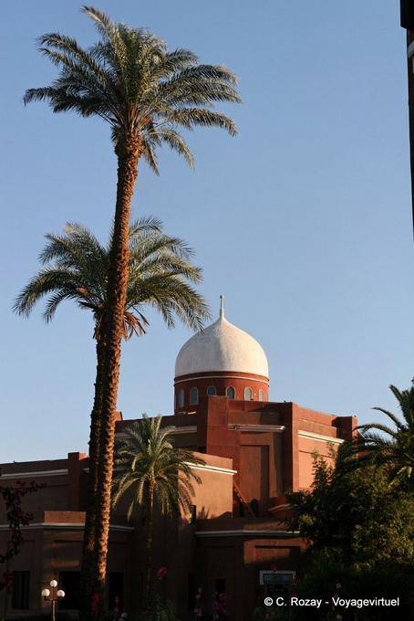 Dome auf einem Teil des Old Cataract Hotel in Assuan - Aegypten