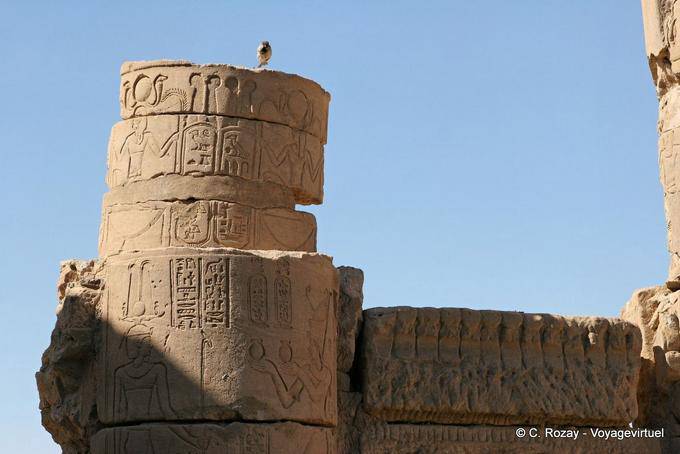 Denkmal der Nectanebo, Philae-Tempel - Aegypten