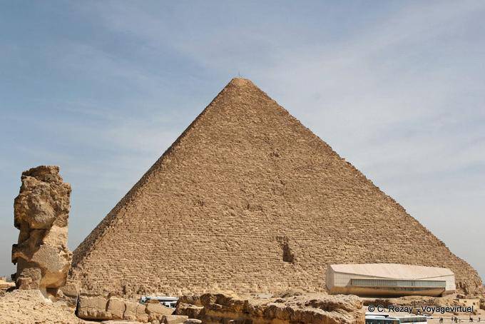 Cheops-Pyramide und das Solarboot Museum, Giza - Aegypten