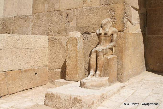 Statue des Horus entstellt GisehNecropolis - Aegypten