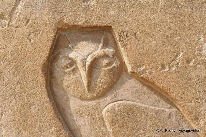 Eule geschnitzt, Symbol der Weisheit, Sakkara - Aegypten